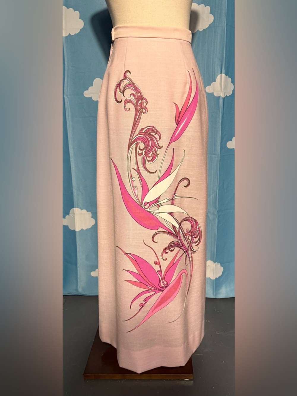 Vintage pink mid century maxi skirt- painted floral design- XS - Picture 5 of 7